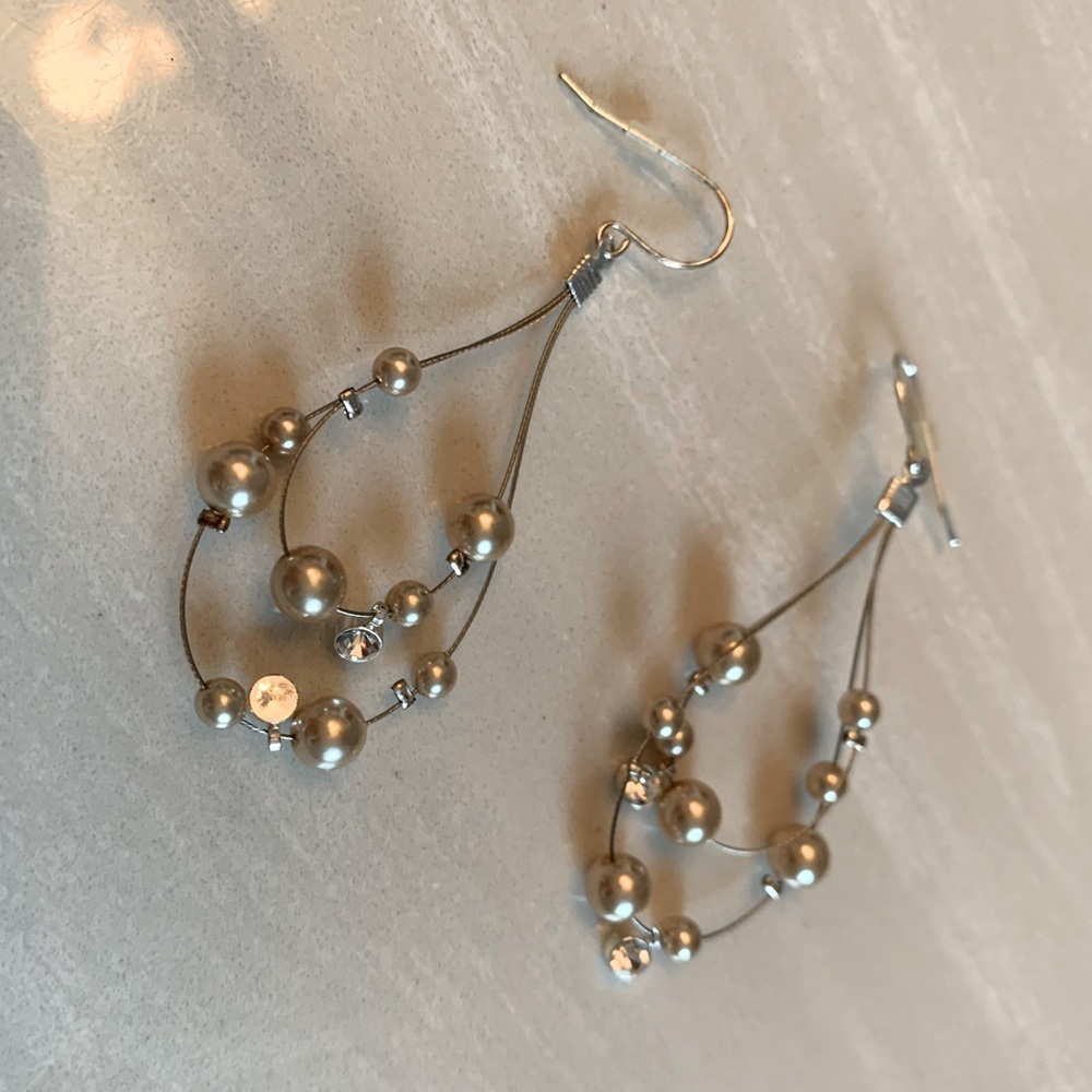 Pretty & Light Earrings